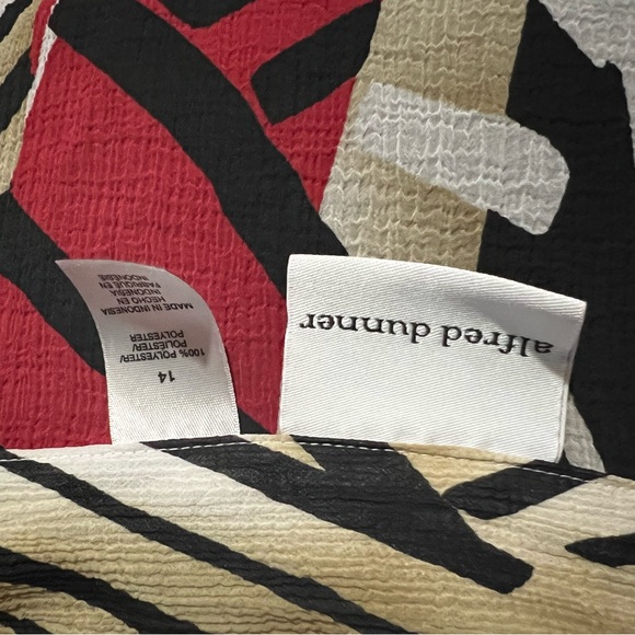 Alfred Dunner size 14 button blouse - Picture 6 of 6